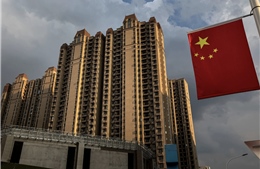 Trung Quốc: Kinh tế tăng mạnh hơn dự báo, nguy cơ nằm ở thị trường bất động sản 