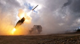Nga lên tiếng cảnh báo sau khi Mỹ chuyển tên lửa tầm xa ATACMS cho Ukraine 