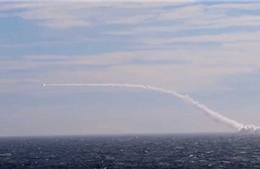Tàu ngầm hạt nhân Nga phóng tên lửa trong cuộc tập trận ở Biển Barents