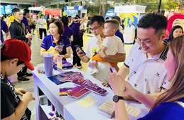 Đông đảo người dân tham gia Lễ hội không tiền mặt tại TP Hồ Chí Minh