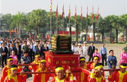 Lễ dâng bánh Tét Quốc tổ Hùng Vương tại TP. HCM