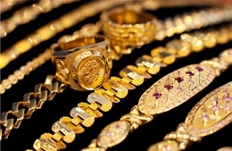 Giá vàng phục hồi từ mức thấp nhất trong 6 tháng 