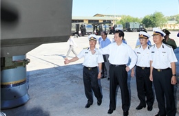 Thủ tướng Nguyễn Tấn Dũng thăm Đoàn 681 Hải quân 