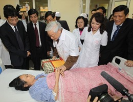 Tổng Bí thư Nguyễn Phú Trọng chúc mừng các thầy thuốc Việt Nam 