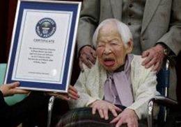 Người phụ nữ già nhất thế giới tròn 115 tuổi