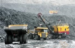  Quảng Ninh đóng cửa 20 dự án khai thác than vào năm 2015 