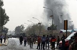 Đánh bom xe ở Iraq, gần 30 người thương vong 