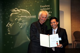 Người Việt Nam đầu tiên nhận giải thưởng của Quỹ Alexander von Humboldt