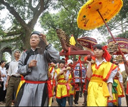 Lễ hội Chử Đồng Tử - Tiên Dung 2013: Lễ rước Nước