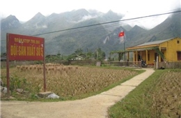 Đoàn 799 giúp dân 'đánh giặc nghèo'