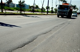 TPHCM sửa chữa đại lộ sụt lún trong tháng 6