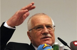 Cựu Tổng thống Séc &#39;thoát&#39; cáo buộc phản quốc