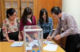 Bán 25.700 lượng vàng trong phiên đấu thầu thứ hai