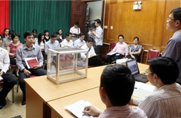 Sau 3 phiên đấu thầu, giá vàng chưa co hẹp với thế giới