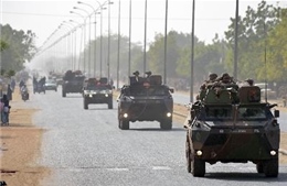 Pháp mở chiến dịch lớn truy quét phiến quân Mali 