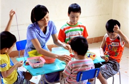 Đồng cảm, khó đồng hành với trẻ tự kỷ