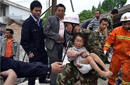 Gần 7.000 thương vong trong vụ động đất Tứ Xuyên