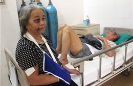 Tai nạn lật xe ở Lào làm 36 người thương vong