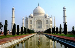 Nổ gần đền Taj Mahal, Ấn Độ, làm 2 người chết