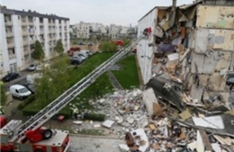 Sập chung cư ở Pháp, 12 người thương vong 