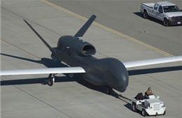 Hàn Quốc xét lại hợp đồng mua máy bay Global Hawk