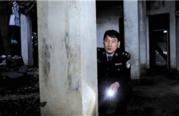 Trung Quốc dùng “nhà ma” luyện thần kinh cho đặc nhiệm SWAT