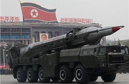 Triều Tiên dỡ tên lửa khỏi bệ phóng