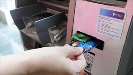 Singapore sử dụng thẻ ATM gắn chip mới