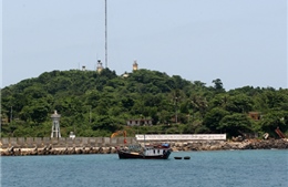 &#39;Đảo thép&#39; nơi tiền tiêu - Kỳ 1: Lướt sóng ra Cồn Cỏ