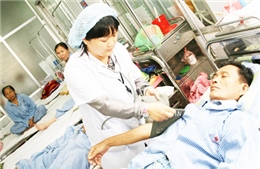 Giảm bớt chi phí y tế từ túi người dân