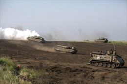 Cao nguyên Golan trúng đạn từ Syria 