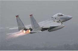 Mỹ ngừng hoạt động máy bay F-15 tại Okinawa 