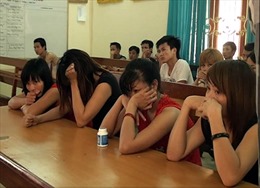 Phá ổ mại dâm lớn tại Ninh Bình