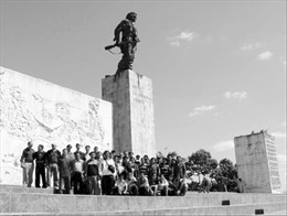 Che Guevara - Phần cuối: “Hãy tạo ra hai, ba... nhiều Việt Nam”