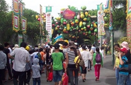Tưng bừng Lễ hội Trái cây Nam bộ năm 2013 