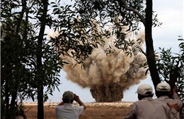 Ba quả đạn phốt pho phát nổ ở Nha Trang  