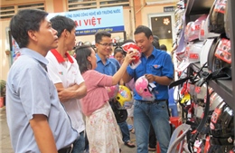 TP Hồ Chí Minh triển khai đổi mũ bảo hiểm có trợ giá
