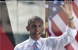 Obama phát biểu trước tường kính chống đạn
