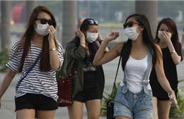 Singapore &#39;cháy&#39; khẩu trang và thuốc mắt vì khói mù