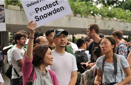 Thời gian ở Hong Kong của Snowden đang cạn dần