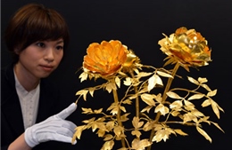 Giá vàng châu Á giảm trở lại