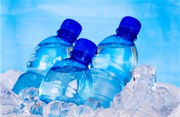 Hà Nội: Nước uống đóng chai nhiễm khuẩn chiếm tỷ lệ cao 