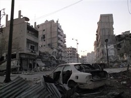 Quân chính phủ siết gọng kìm ở miền trung Syria