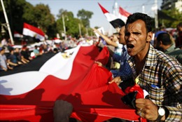 Biển người biểu tình &#39;nhận chìm&#39; Ai Cập