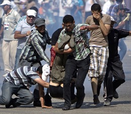 Vệ binh Cộng hòa Ai Cập bắn người biểu tình