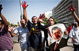 Máu đổ nhấn sâu khủng hoảng Ai Cập