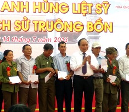 Khánh thành Đền thờ tưởng niệm các Anh hùng liệt sĩ TNXP tại Truông Bồn 