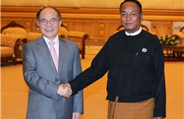 Chủ tịch QH Nguyễn Sinh Hùng gặp gỡ các nhà lãnh đạo Myanmar