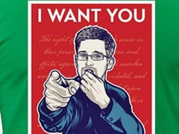 WikiLeaks bán áo phông Snowden