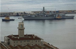 Tàu khu trục HMS Westminster của Anh tới Gibraltar